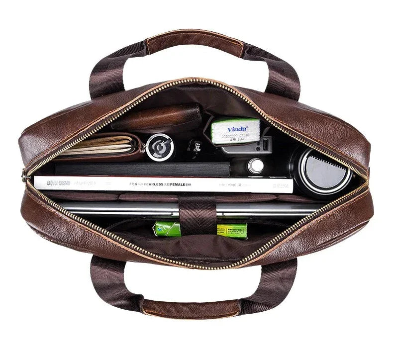 Bolsa de Ombro Masculina em Couro Genuíno - Benício Manfredi