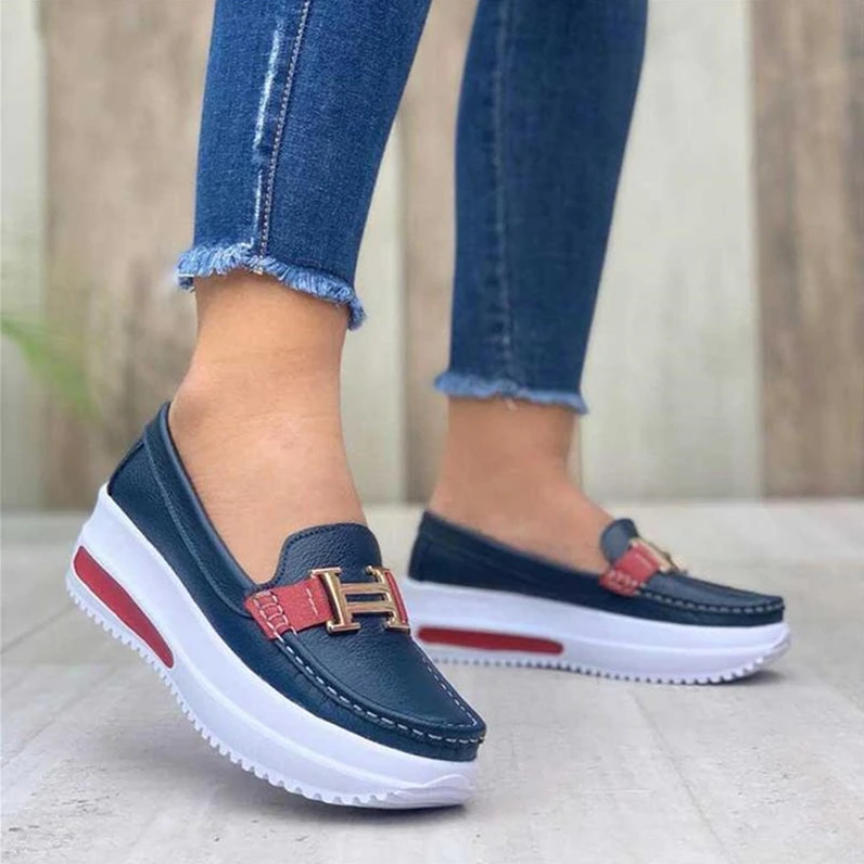 Mocassim Feminino em Couro Genuino - Scarlet Fiore