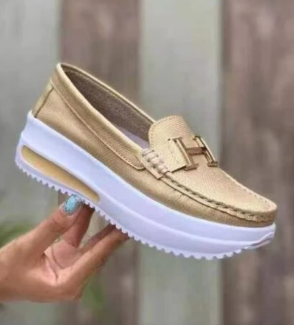 Mocassim Feminino em Couro Genuino - Scarlet Fiore