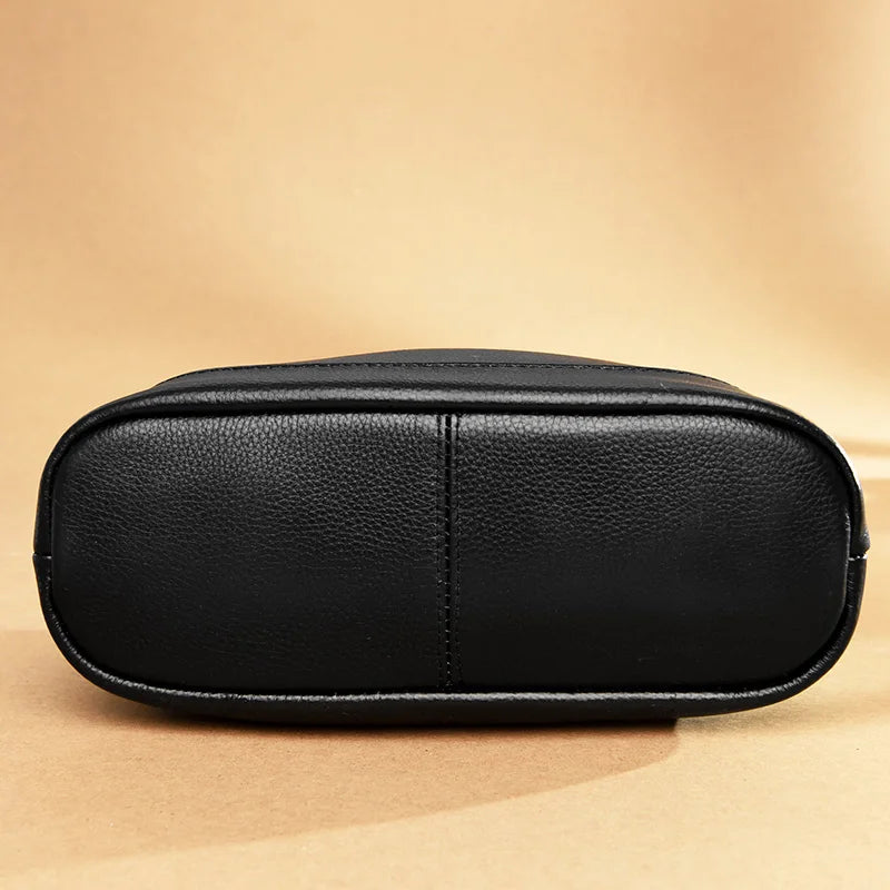 Bolsa Feminina de Couro Genuíno - Madeleine