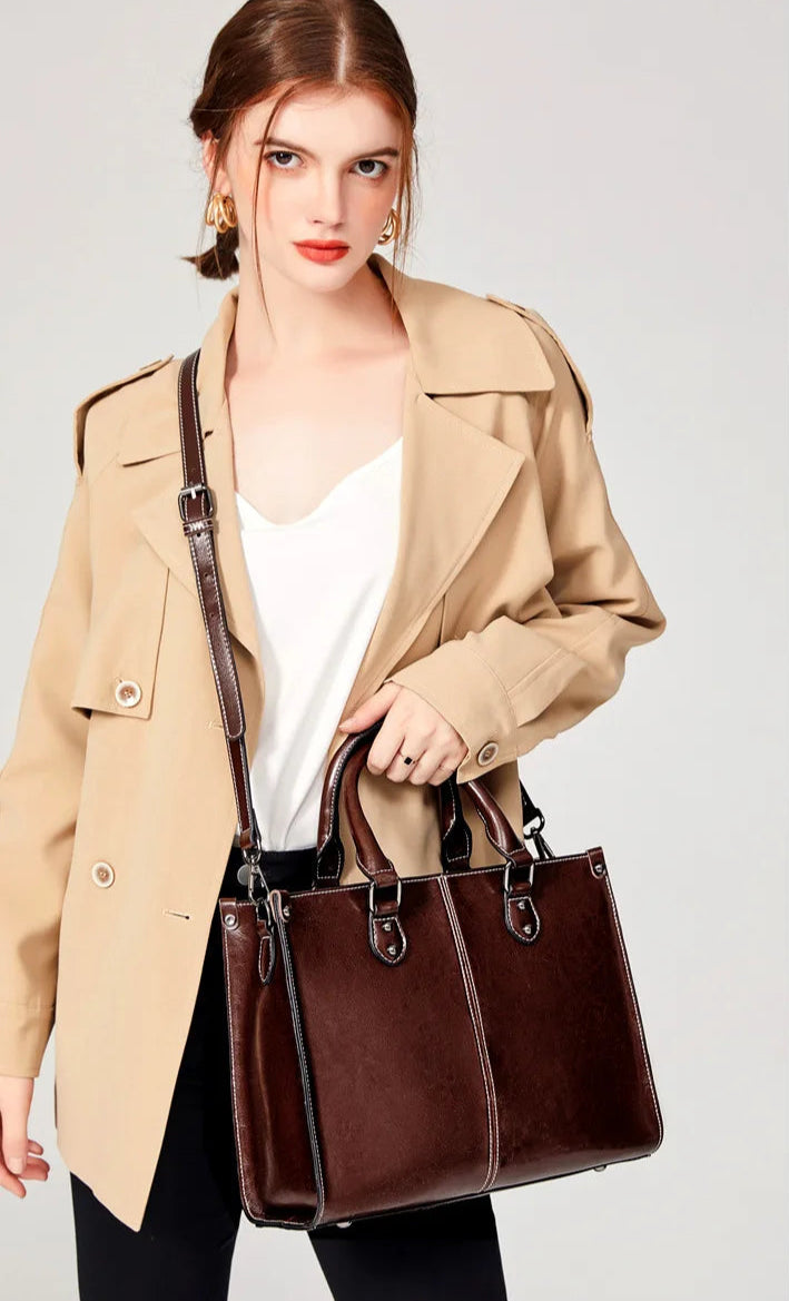 Bolsa Feminina em Couro Genuíno - Laviolette