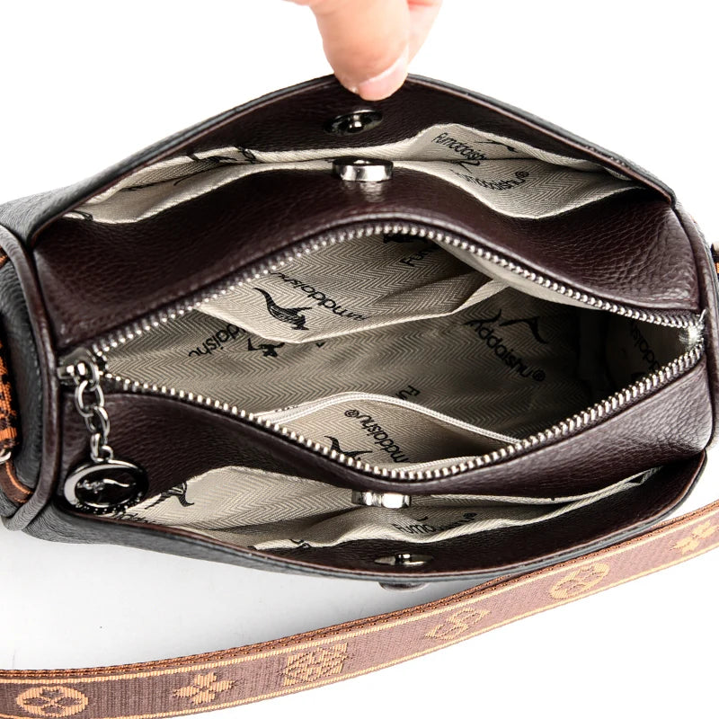 Bolsa Feminina em Couro Genuíno - Chloe Louise