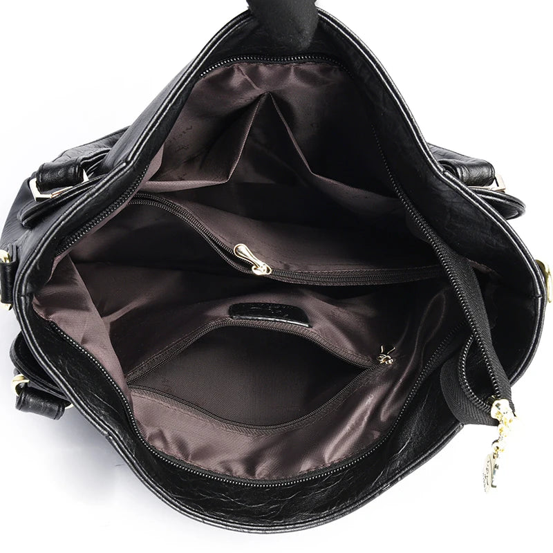 Bolsa Feminina em Couro Genuíno -  Beatrice Lamberti