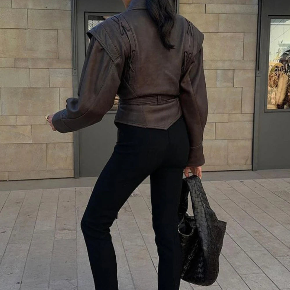 Jaqueta Feminina em Couro Genuíno - Windsor