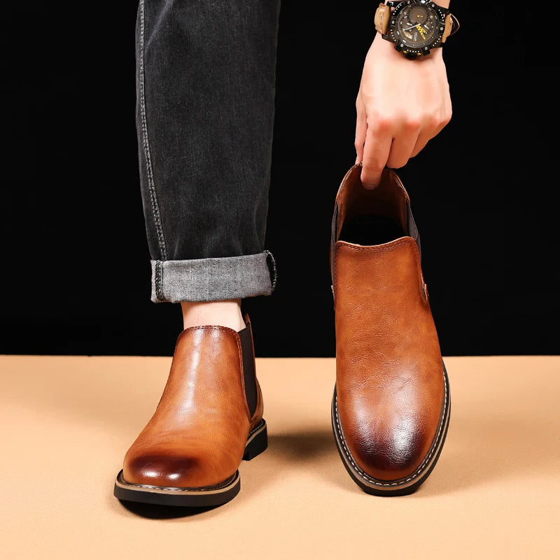 Bota Masculina em Couro Genuíno - Coleman