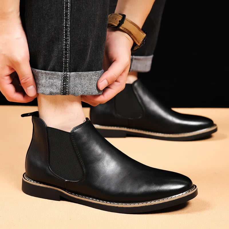 Bota Masculina em Couro Genuíno - Coleman