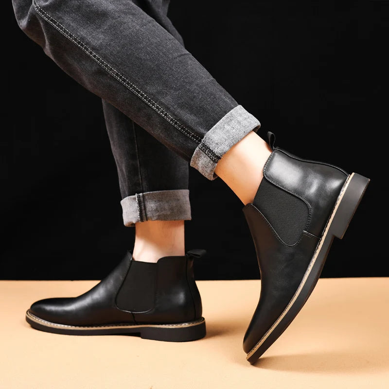 Bota Masculina em Couro Genuíno - Coleman