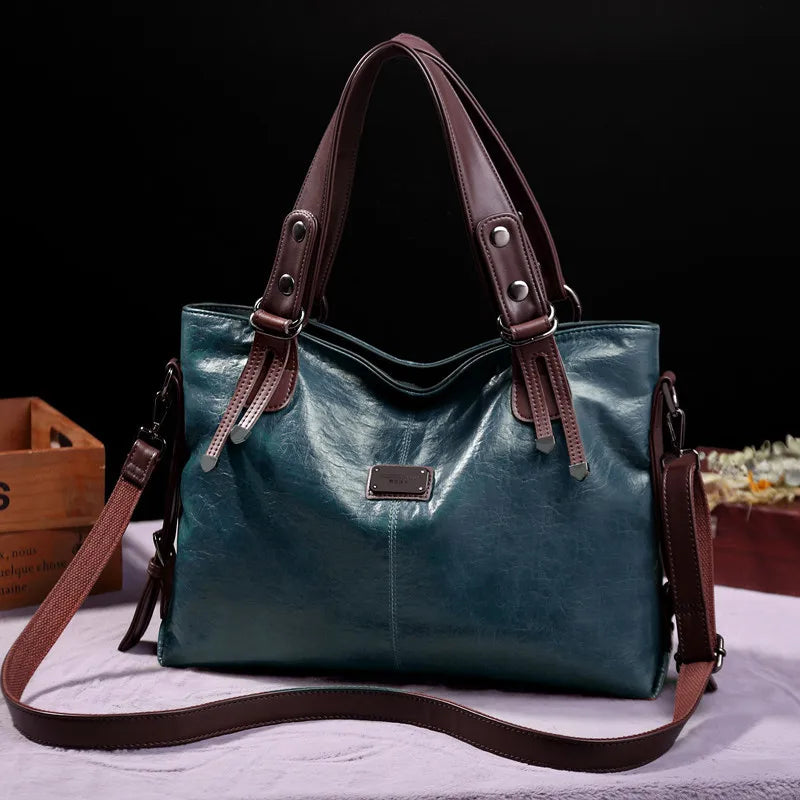 Bolsa Feminina em Couro Genuíno - Isis Gabrielli