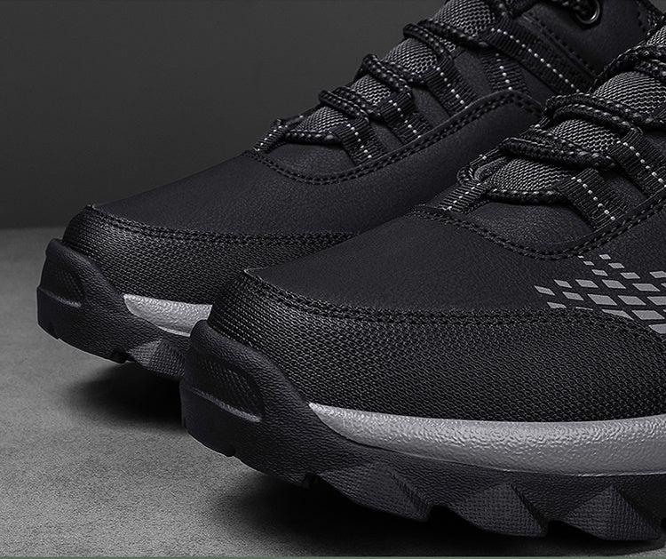 Tênis Masculino em Couro Genuino Para Tilha - Adventure Ultra™