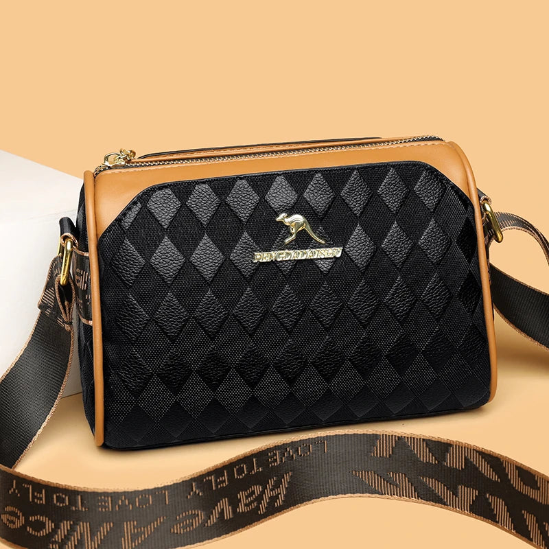 Bolsa Feminina em Couro Genuíno - Chloe Louise