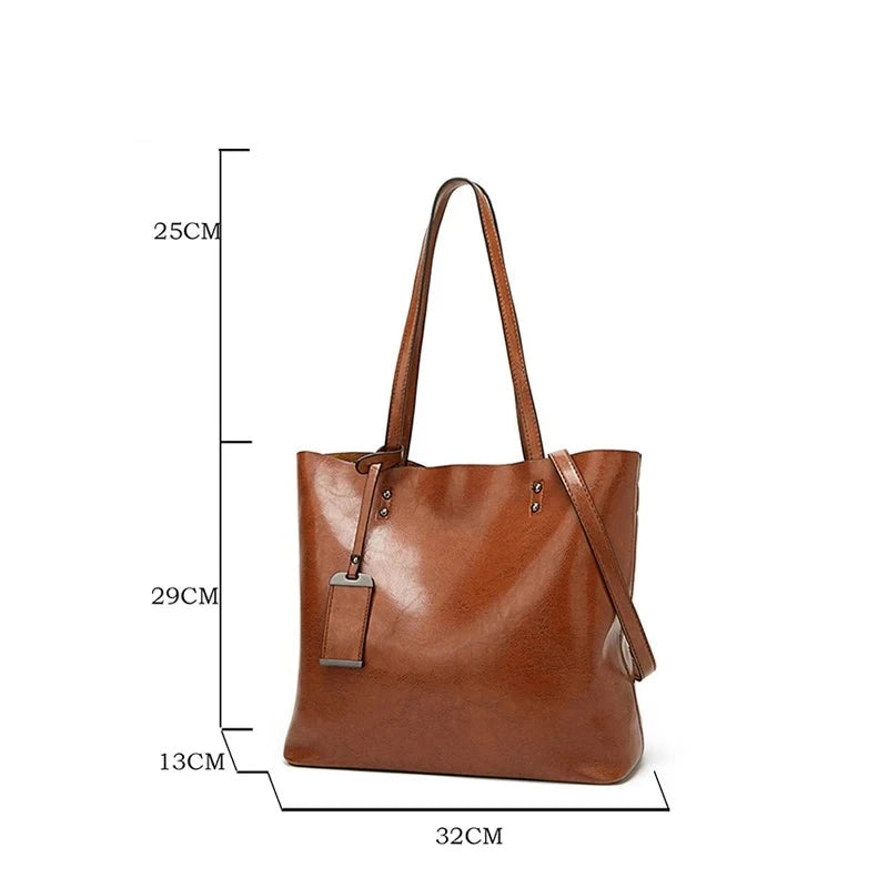 Bolsa Feminina em Couro Genuino - Perla Paris