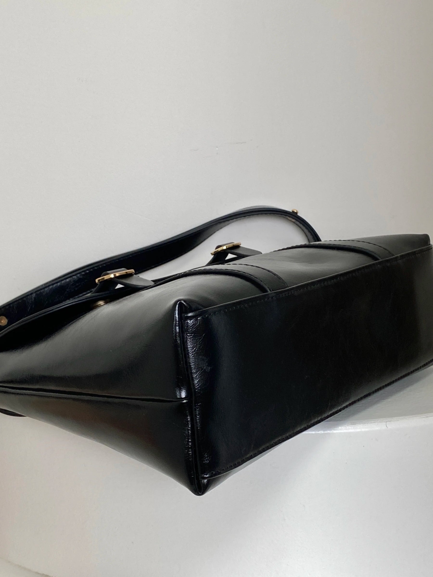 Bolsa Feminina em Couro Genuíno - Morissette