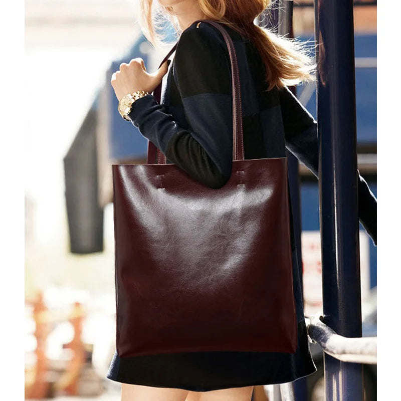 Bolsa Feminina em Couro Genuino - Baker