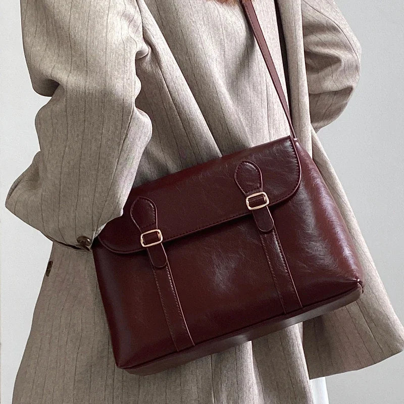 Bolsa Feminina em Couro Genuíno - Morissette
