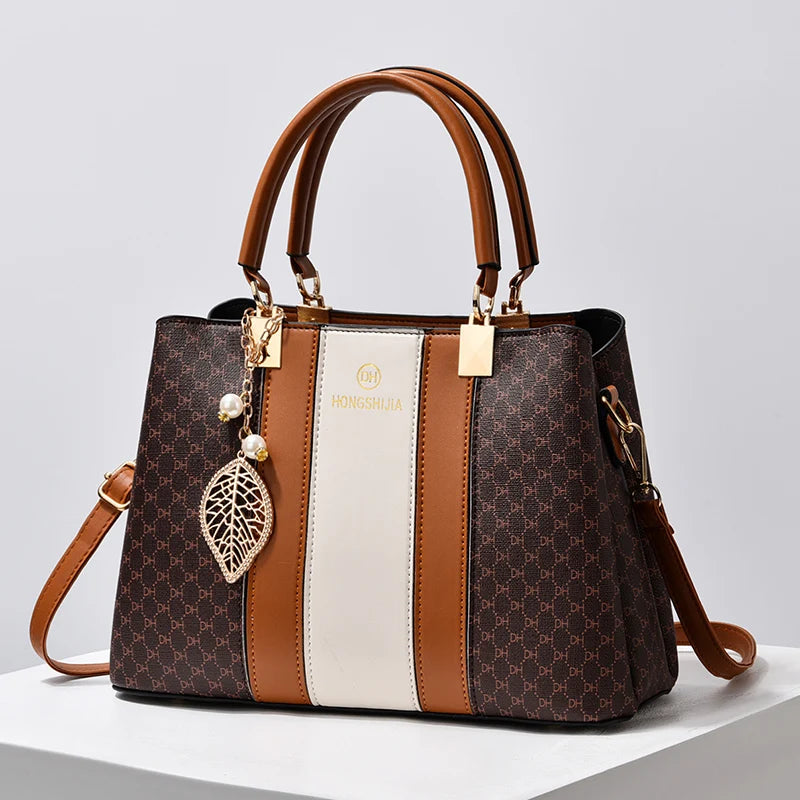 bolas de couro, bolsa boa e barata, bolsa feminina de couro, bolsa de couro genuino, bolsa de couro feminina, Bolsa Feminina