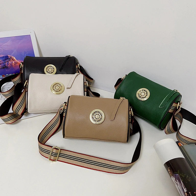 Bolsa de Ombro Feminina Pequena Couro - Divier Fernandes