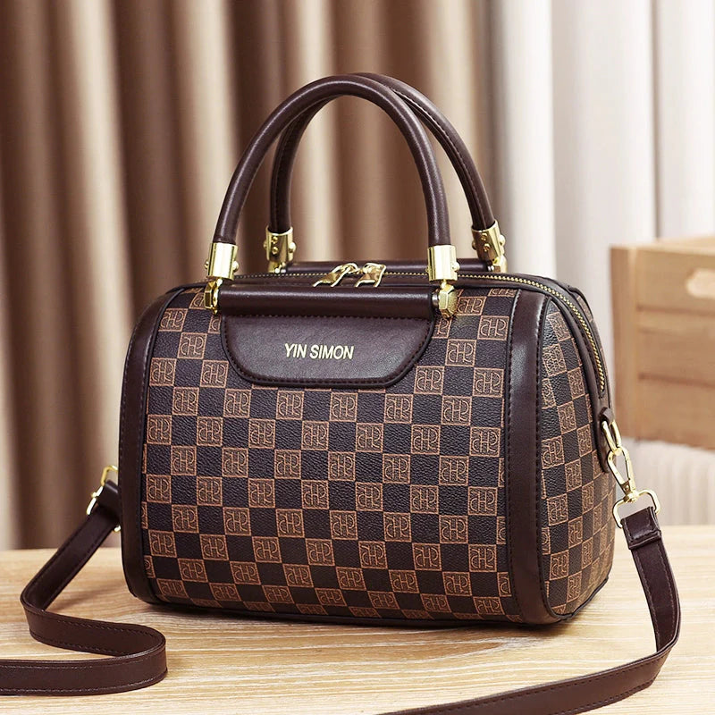 Bolsa Feminina de Couro Genuino - Menezes Ferraz
