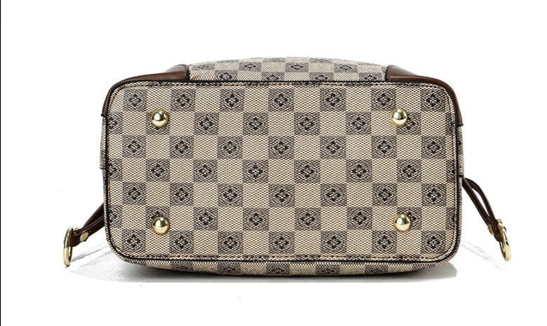 Bolsa Feminina em Couro Genuino - Santini Luvi