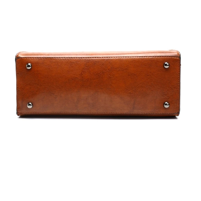 Bolsa Feminina em Couro Genuino - Caliana Premium