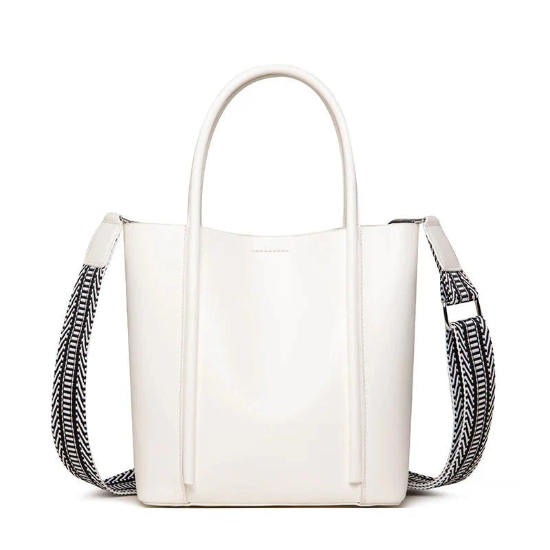 Bolsa Feminina em Couro Genuino - Levy Premium