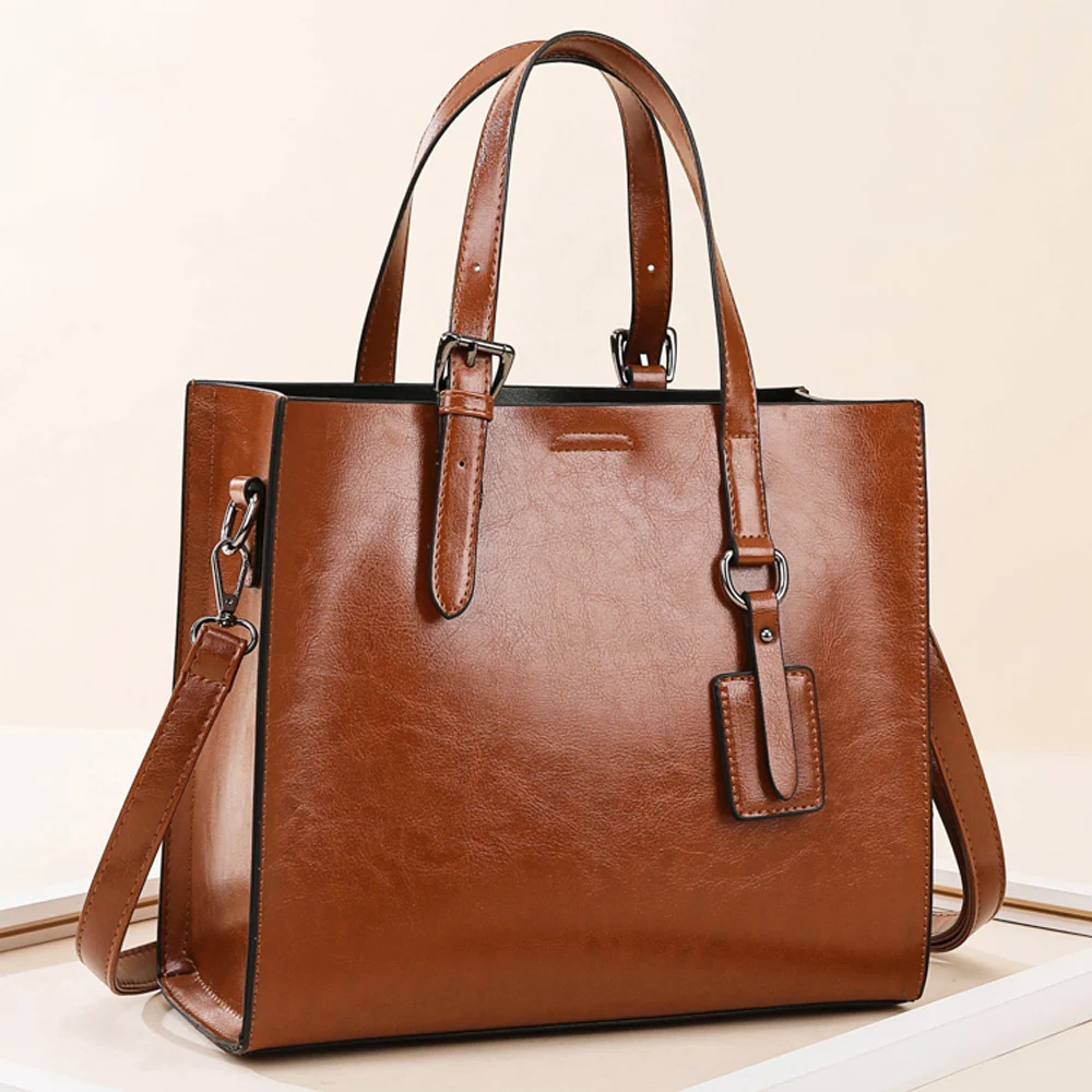 Bolsa Feminina em Couro Genuino - Vivienne Luxo