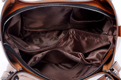Bolsa Feminina em Couro Genuino - Amara Viturino