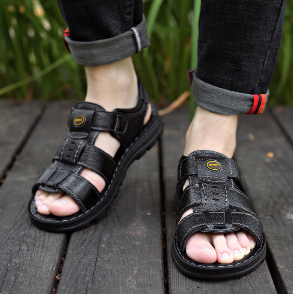 Sandália Masculina em Couro Genuíno - Santoro