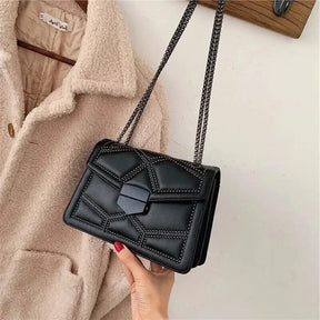 Bolsa Feminina Pequena em Couro Genuino - Kelly Premium