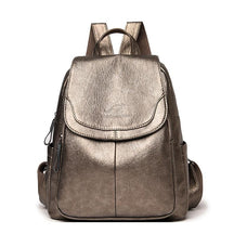 Mochila Feminina de Couro Vintage - Aussie Mochilas LojasStonks Dourado - mochila de couro legitimo, mochilas de couro feminina, mochilas de couro masculina, mochila de couro preta